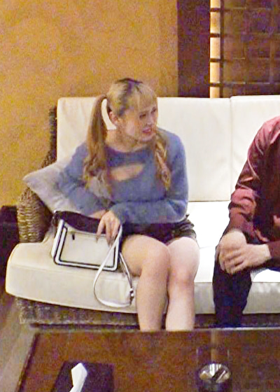 金髪美巨乳ギャル【みう】をSEXで黙らせる！饒舌おしゃべりで元気な彼女も挿入されてしまうと一気にメスと化すエッチ大好き痴女へと早変わり！